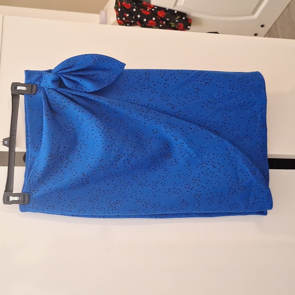 Bold Elements Blue and black S-NWT